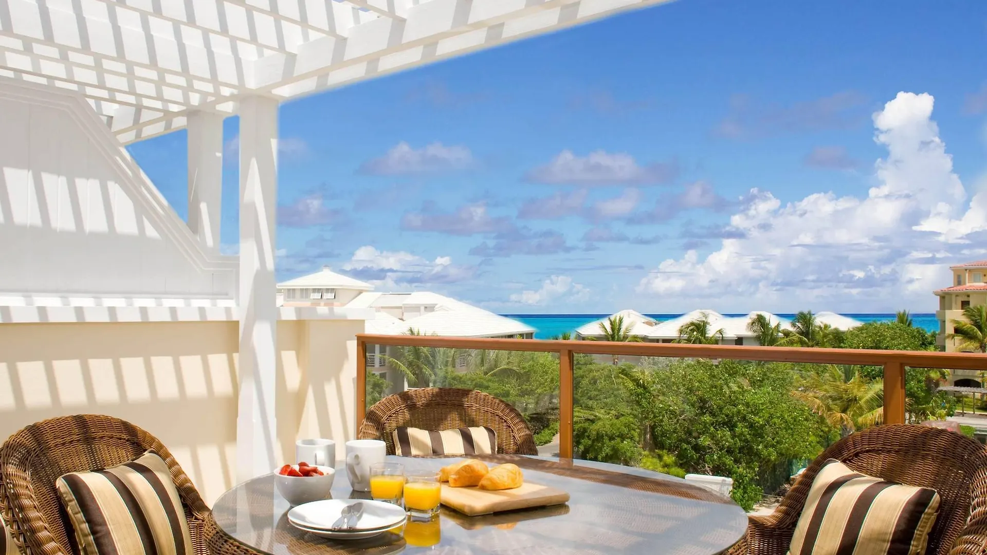 Hotel Villa Del Mar Grace Bay