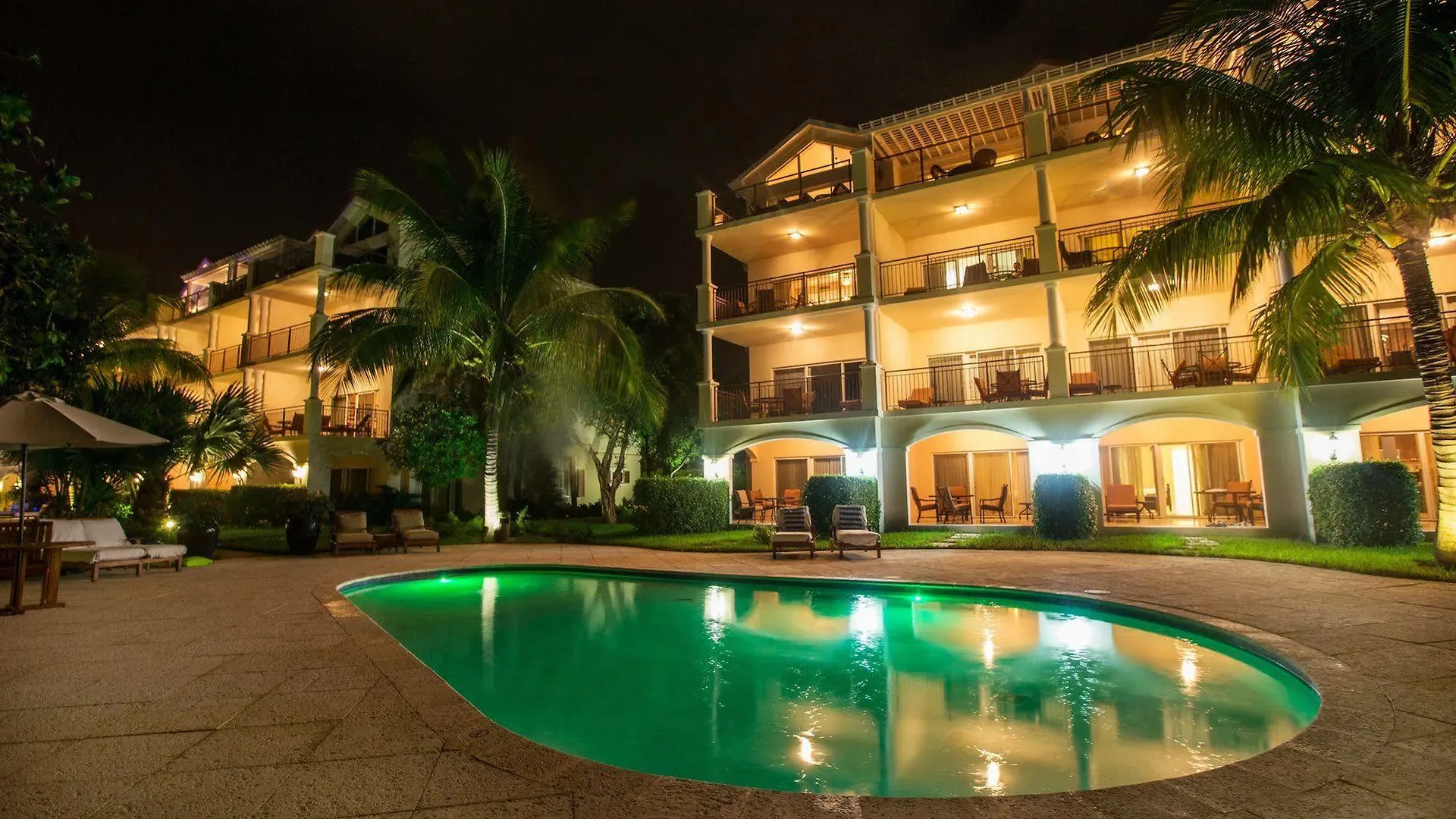 Hotel Villa Del Mar Grace Bay