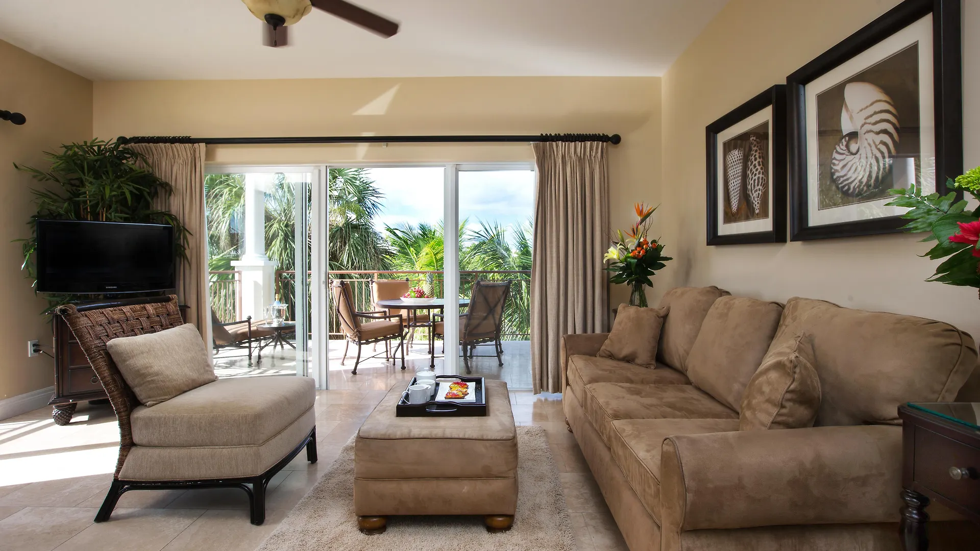Hotel Villa Del Mar Grace Bay